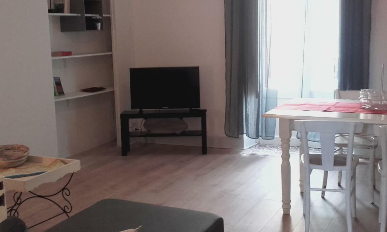 Appartement Centre Vue Jardin Narbonne Buitenkant foto